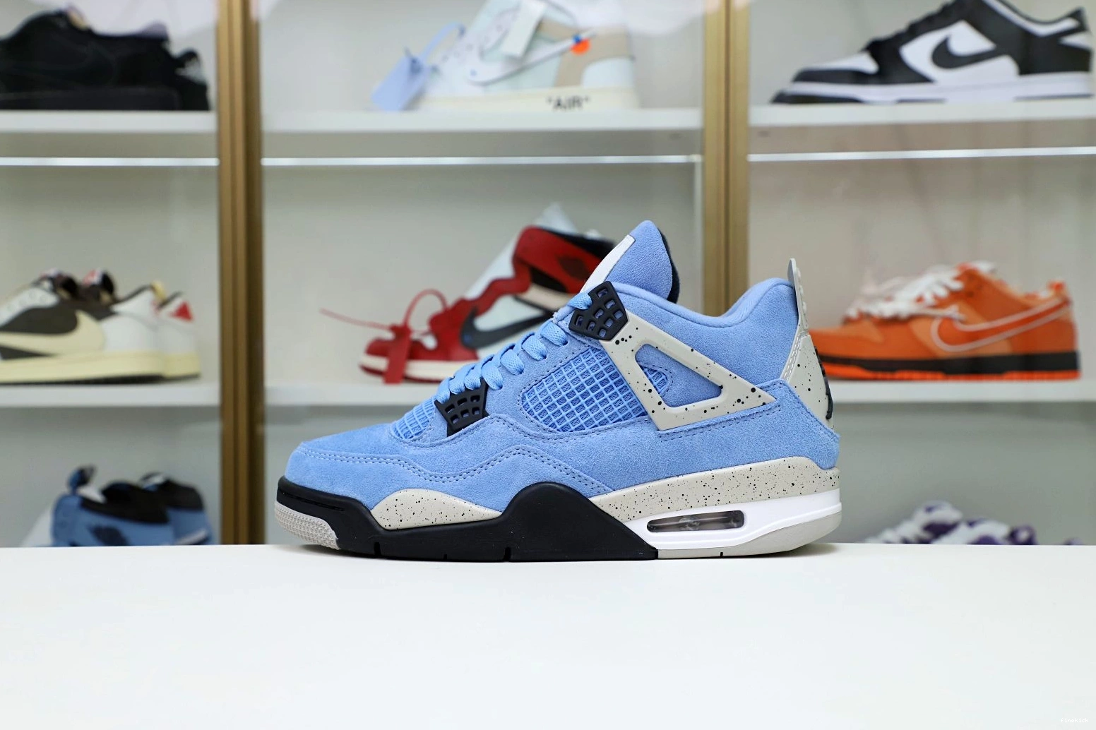 4 BLUE UNIVERSITY AIR JORDAN 0712